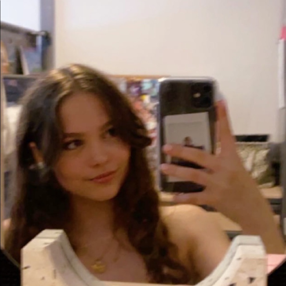 Meet your Posher, Hannah